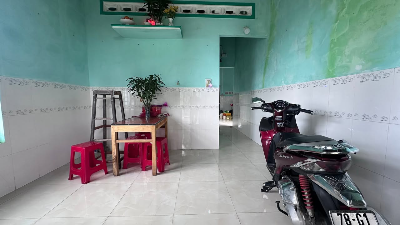 Nhà cấp 4 Hòa Hiệp Bắc 175m² giá 1.35 tỷ - Mặt tiền thuận lợi, vị trí trung tâm!