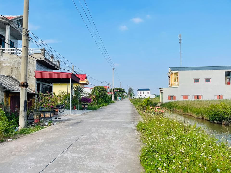 Đất nền chính chủ đường C10, xã Bình Minh, 100m² - Giá thỏa thuận hấp dẫn!