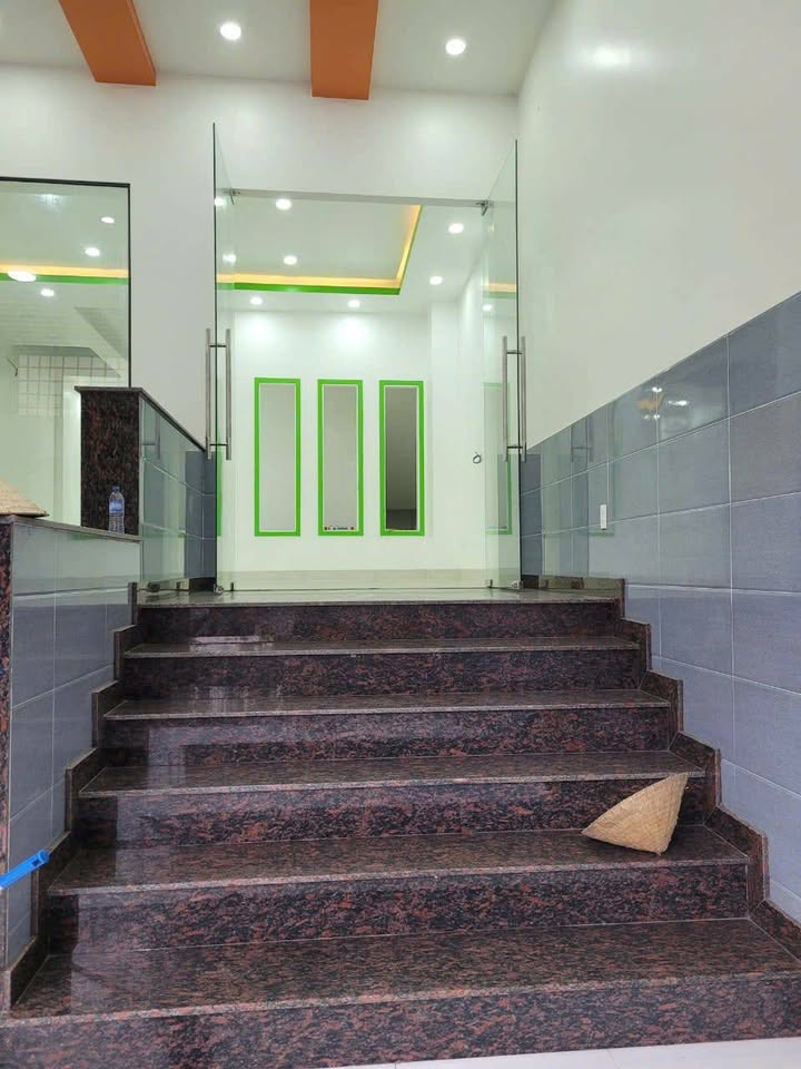 Nhà cho thuê tại phường Tam Bình, Thủ Đức 120m² giá 22 triệu - Phù hợp làm văn phòng hoặc trung tâm dạy học!