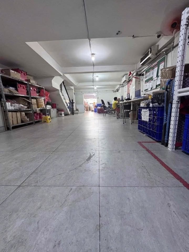 Nhà mặt tiền Gò Ô Môi, quận 7 – Diện tích 360m² chỉ 32 triệu/tháng – Kinh doanh đắc địa!