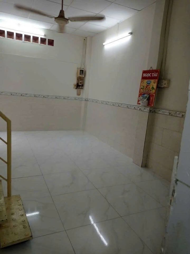 Căn hộ cho thuê đường Cách Mạng Tháng Tám, Quận 3, 26m² - Giá 7 triệu/tháng, nội thất đầy đủ!