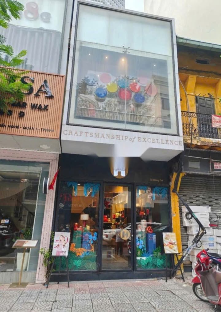 Nhà mặt tiền Đông Du, Quận 1, diện tích 60.8m², giá 169 triệu - Cơ hội đầu tư sinh lời!