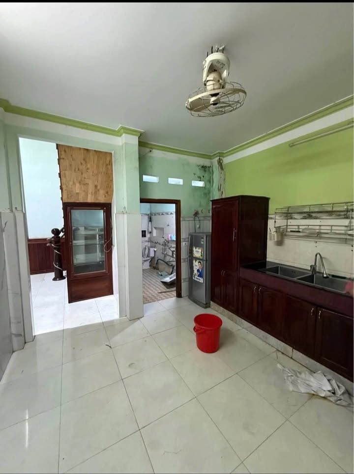 Nhà nguyên căn Đỗ Nhuận, Buôn Ma Thuột 4PN giá 5 triệu - Nội thất đầy đủ, vào ở ngay!