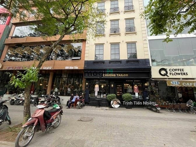 Bán GẤP Nhà MẶT PHỐ Đào Tấn, 160m² × 5T, MT 6.5M, Giá 122 TỶ - Cơ hội Vàng cho Doanh Nghiệp!