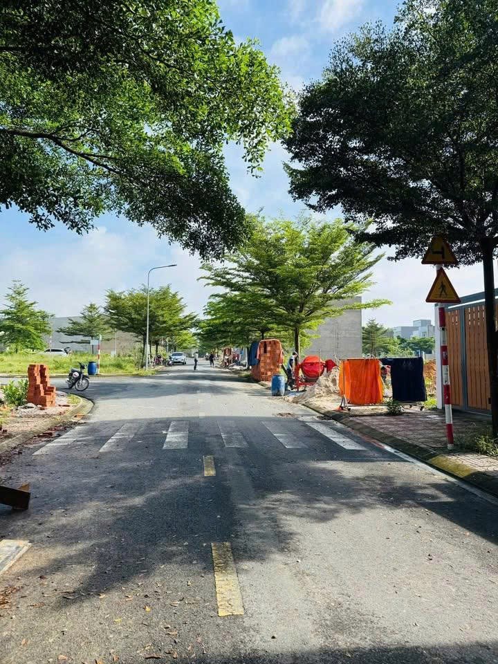 Nhà phố Phước Tân, Biên Hòa 80m² giá 2.38 tỷ - Tặng ngay 2 chỉ vàng và gói nội thất!