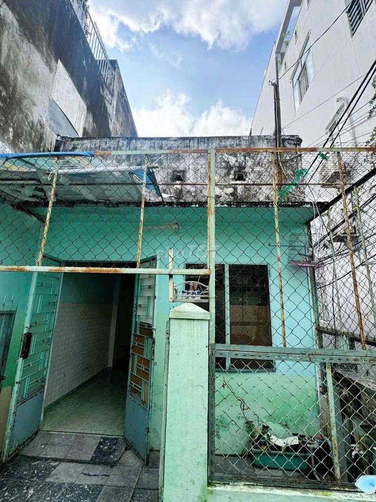 Bán nhà cấp 4 Nguyễn Thị Tần 61m² giá 7.5 tỷ - Căn góc 2 mặt thoáng, hẻm ô tô!