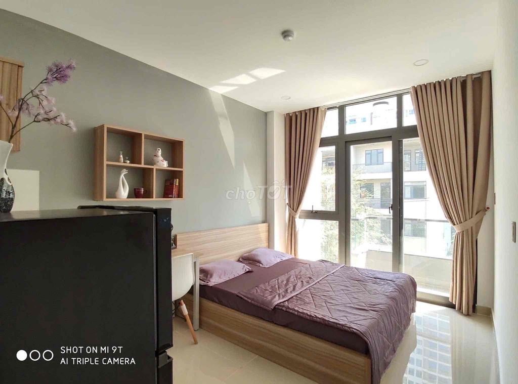 Studio ban công 30m² giá 4.5 triệu tại Quận 7 - Nội thất đầy đủ, chốt lẹ kẻo lỡ!