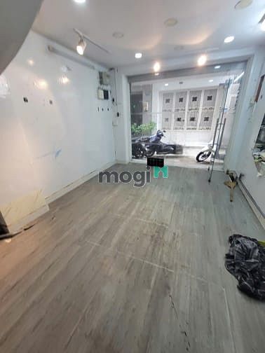 Nhà nguyên căn 137/1A Ngô Quyền 152m² giá 15 triệu - Phù hợp cho gia đình và kinh doanh online!