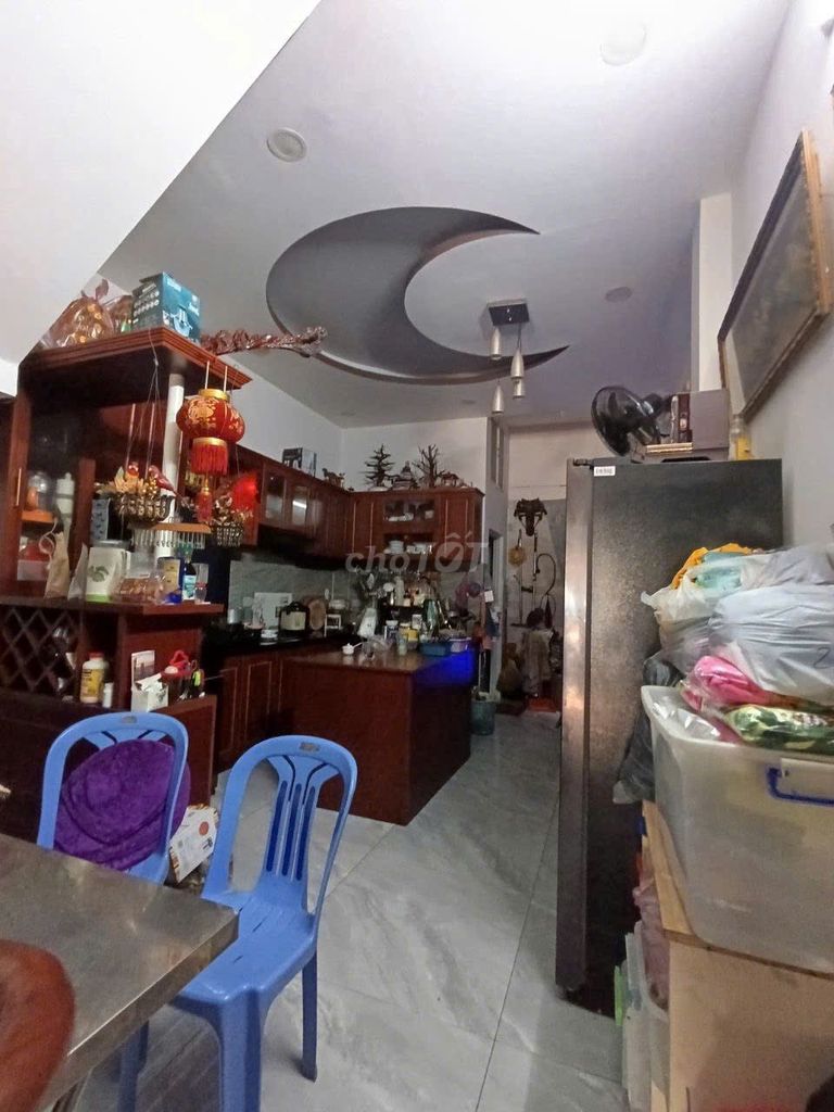 Nhà bán mặt tiền cư xá D, Quận 6, DT 70m² giá 11.5 tỷ - Kinh doanh tuyệt vời!