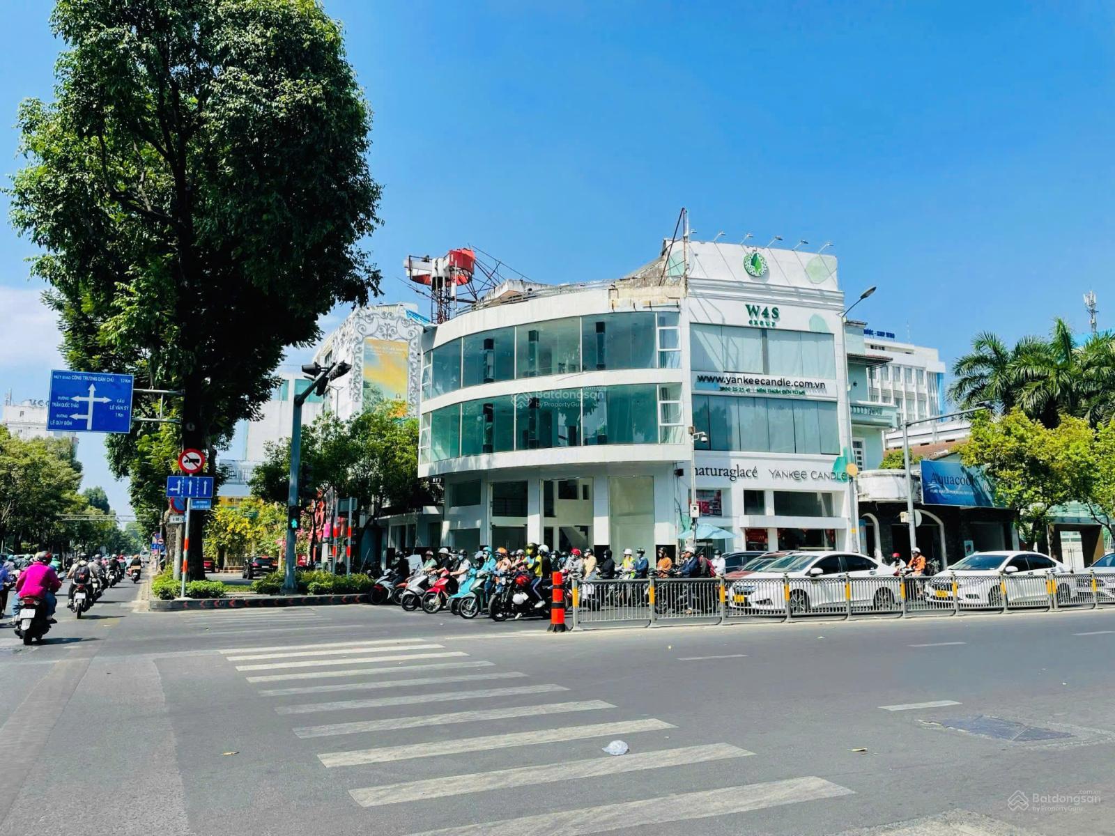 Cho thuê nhà góc 2MT 172-174 Võ Thị Sáu Quận 3, 200 triệu - Dễ nhận diện thương hiệu