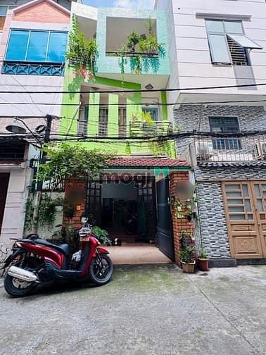 Nhà phố Đặng Văn Sâm, Tân Bình 68m² giá 12.6 tỷ - Vị trí đắc địa gần sân bay!
