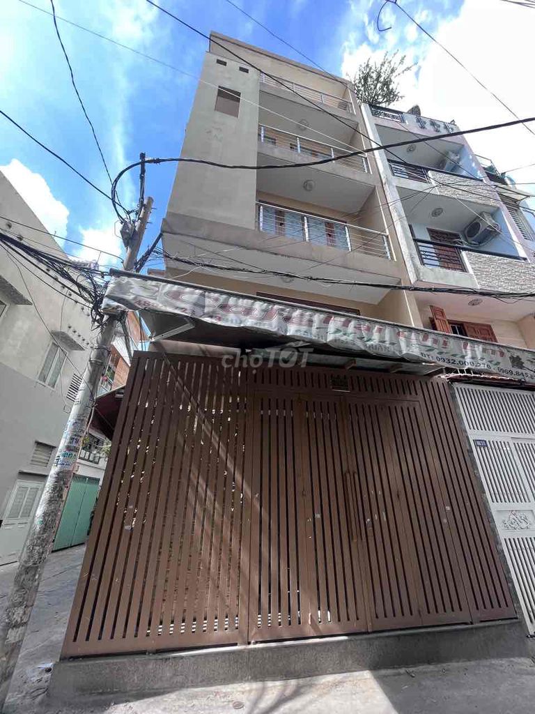 Nhà cho thuê 4PN tại Huỳnh Văn Bánh, Quận Phú Nhuận - Chỉ 22 triệu, không chờ đợi!