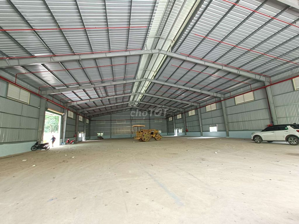 Cho thuê xưởng 4500m² tại Tân Uyên, Bình Dương - Gần VSIP 2, pháp lý đầy đủ!