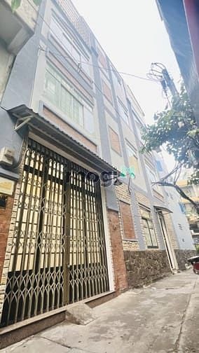 Nhà mặt tiền Nguyễn Duy Dương, Quận 10, 55m² chỉ 13.6 tỷ - Kinh doanh đỉnh cao!