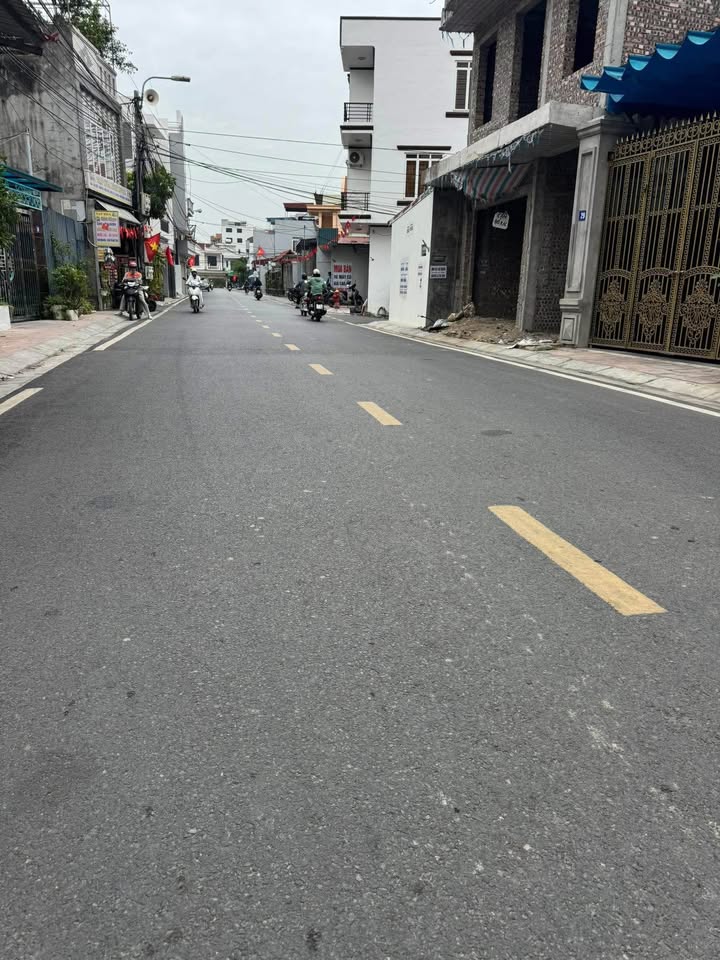 Bán đất tặng nhà 3 tầng mặt đường Cái Tắt, An Đồng 100m² - Đầu tư sinh lời ngay!