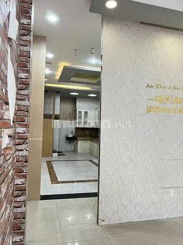 Front House cho thuê đường Lạc Long Quân, Q. Tân Bình 60m² - Vị trí thuận lợi cho kinh doanh!