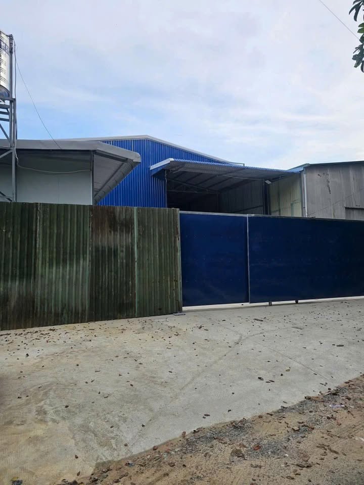 Cho thuê nhà kho tại Tân Hiệp, Tân Uyên, Bình Dương - Diện tích 1000m², giá chỉ 25 triệu/tháng!