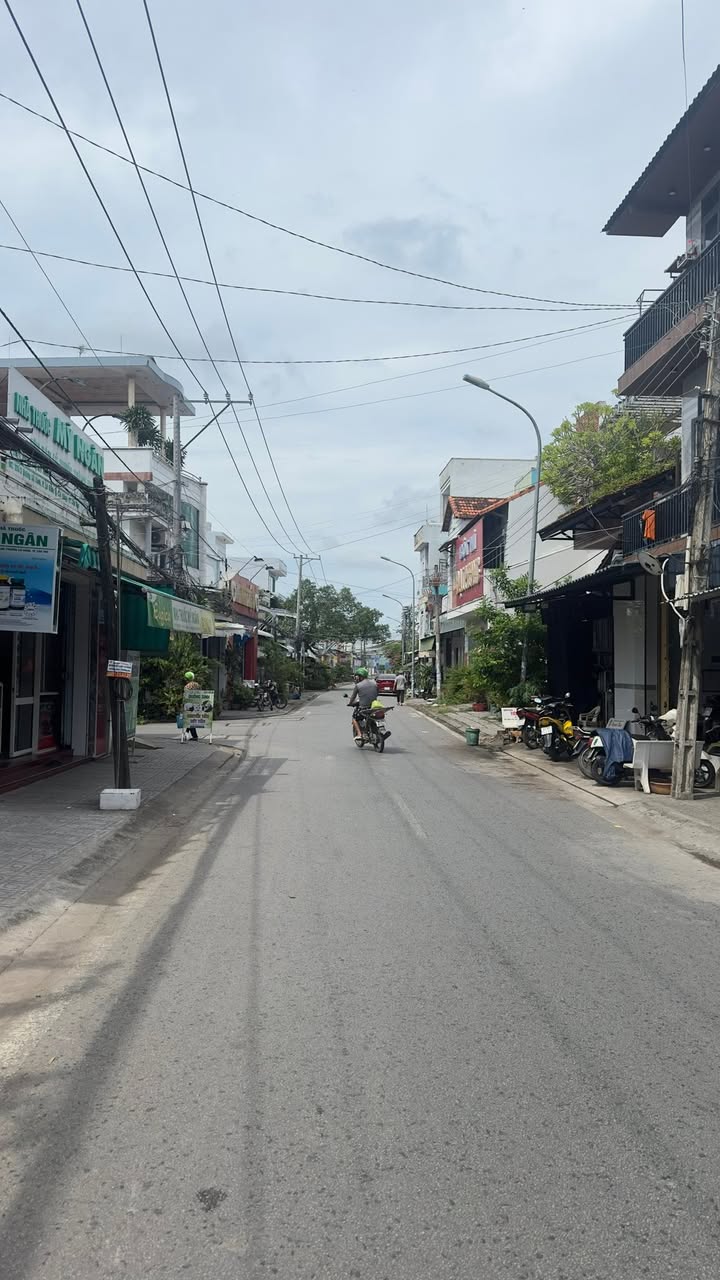 Cho thuê phòng mặt tiền đường Võ Tánh, Cái Răng, Cần Thơ 32m² giá chỉ 6 triệu - Phù hợp kinh doanh!