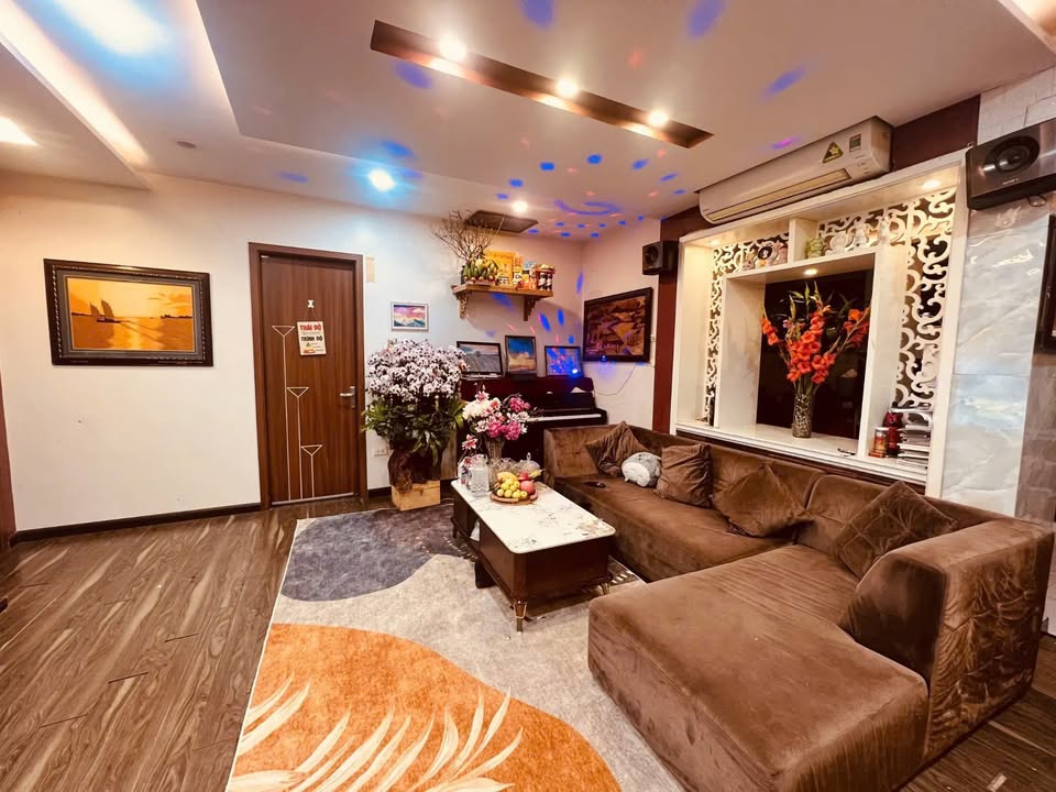 Căn hộ CT12C Kim Văn Kim Lũ 120m² giá 5 tỷ - Căn góc thoáng mát, sổ đỏ chính chủ!