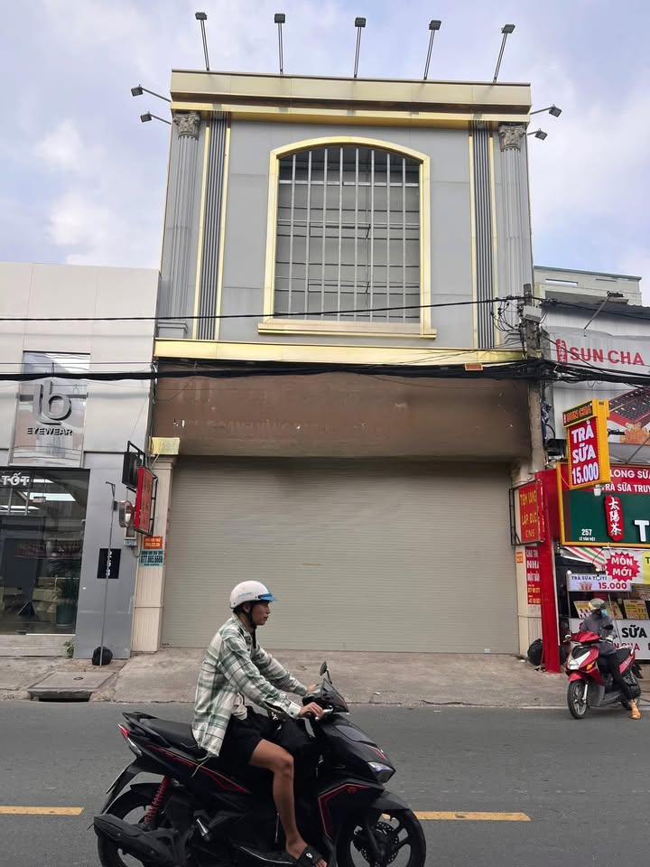 Cho thuê mặt bằng kinh doanh mặt tiền Lê Văn Việt, quận 9 - Diện tích 146m² - Giá chỉ 5 triệu/tháng!
