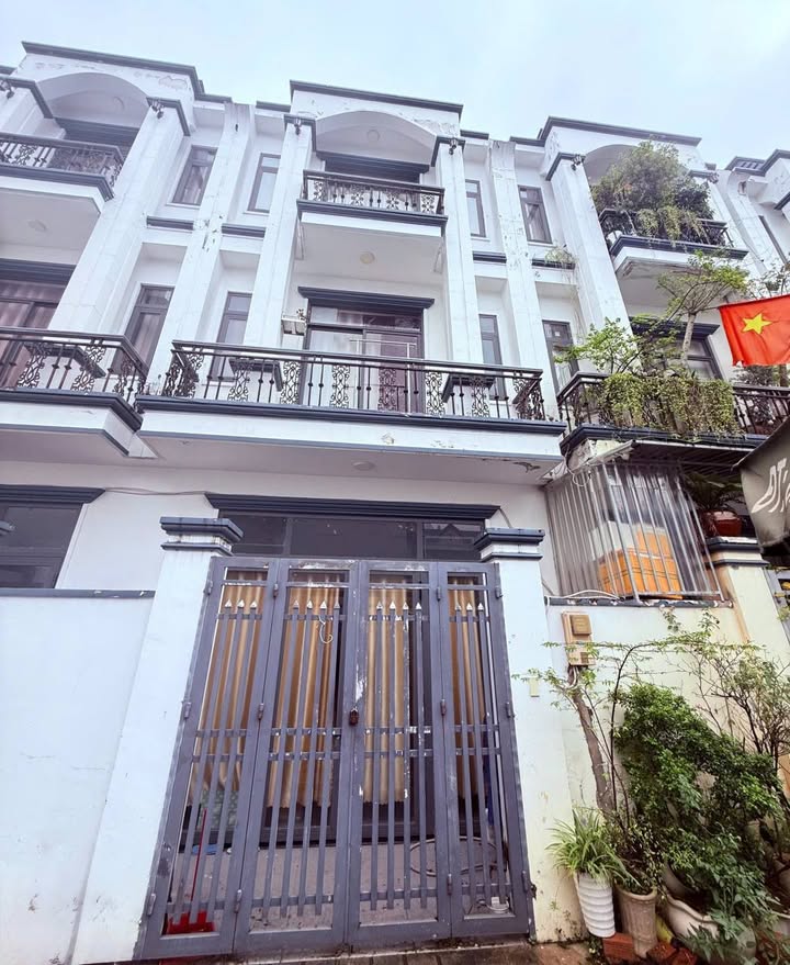 Nhà Hẻm Xe Hơi Bình Trưng Đông, Thủ Đức 50m² giá 5.5 tỷ - Sổ hồng hoàn công 2025!