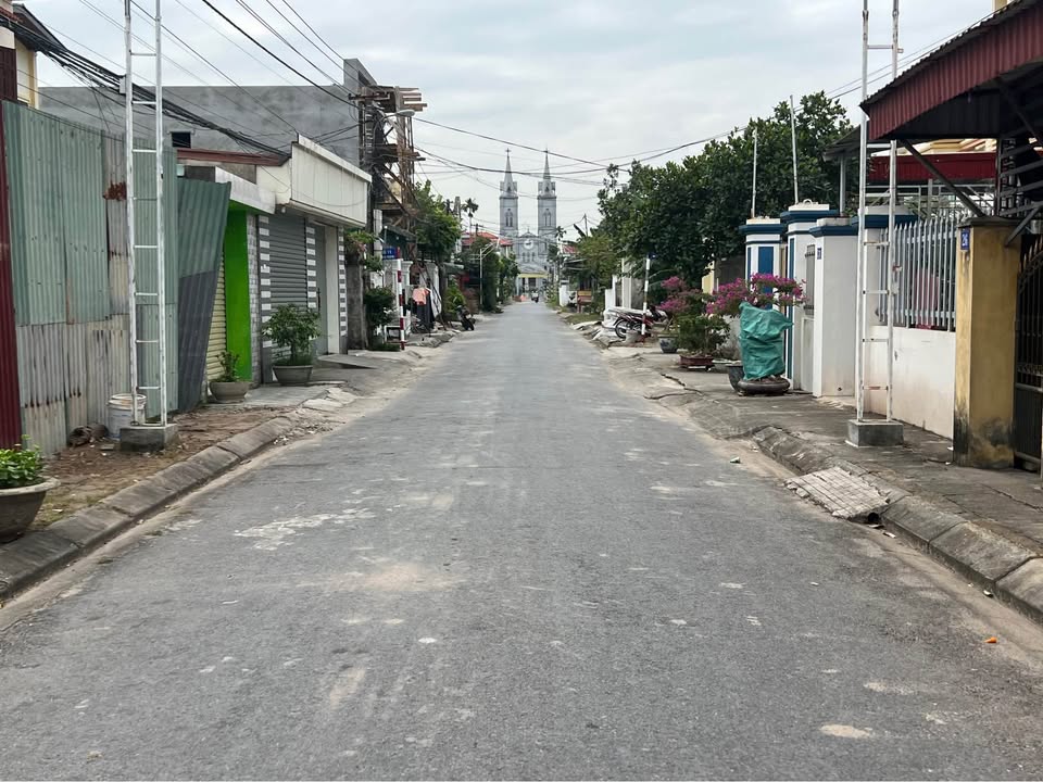 Đất nền mặt đường An Toàn, Dương Kinh 250m² - Cơ hội đầu tư tuyệt vời!