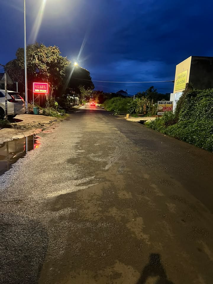 Đất mặt tiền Nguyễn Đình Chiểu, Buôn Hồ, Đắk Lắk 21m² giá 5.8 tỷ - Cơ hội đầu tư tuyệt vời!