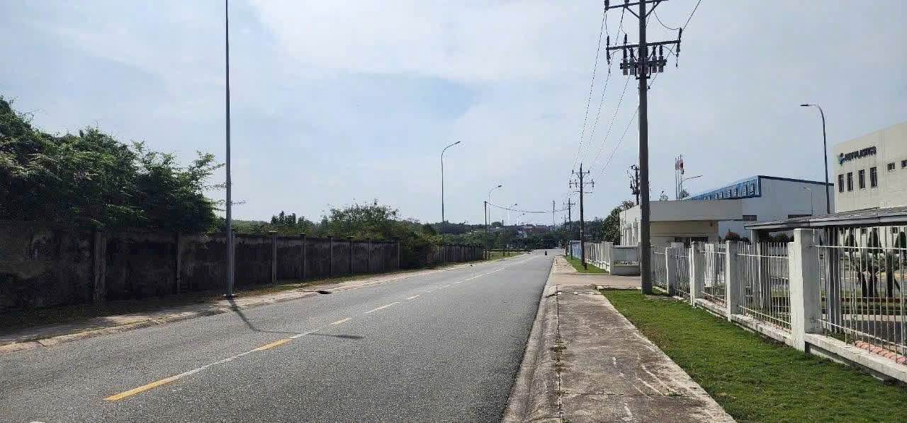 Đất SKC mặt tiền 114m Hòa Phú Thủ Dầu Một 28.101m² - Vị trí chiến lược hiếm có!