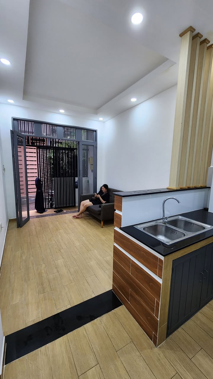 Nhà hẻm Nguyễn Tri Phương Q10 29m² giá 12 triệu - Phù hợp cho gia đình!