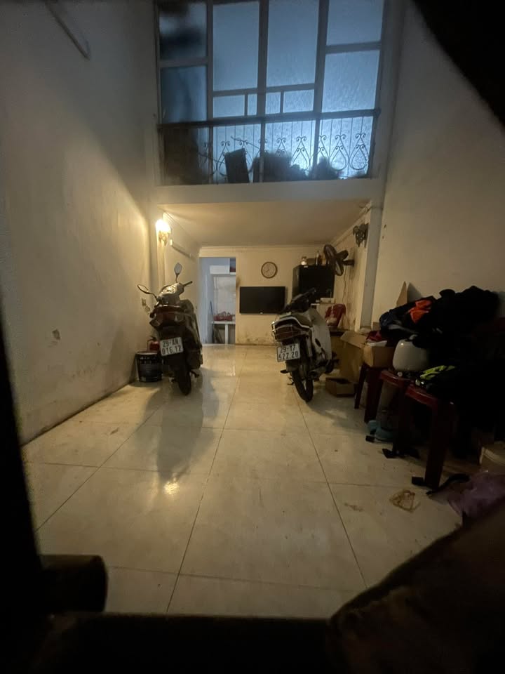 Nhà phố Bạch Mai, quận Hai Bà Trưng 27m² giá 7 tỷ - Kinh doanh tốt, ô tô vào tận nhà!