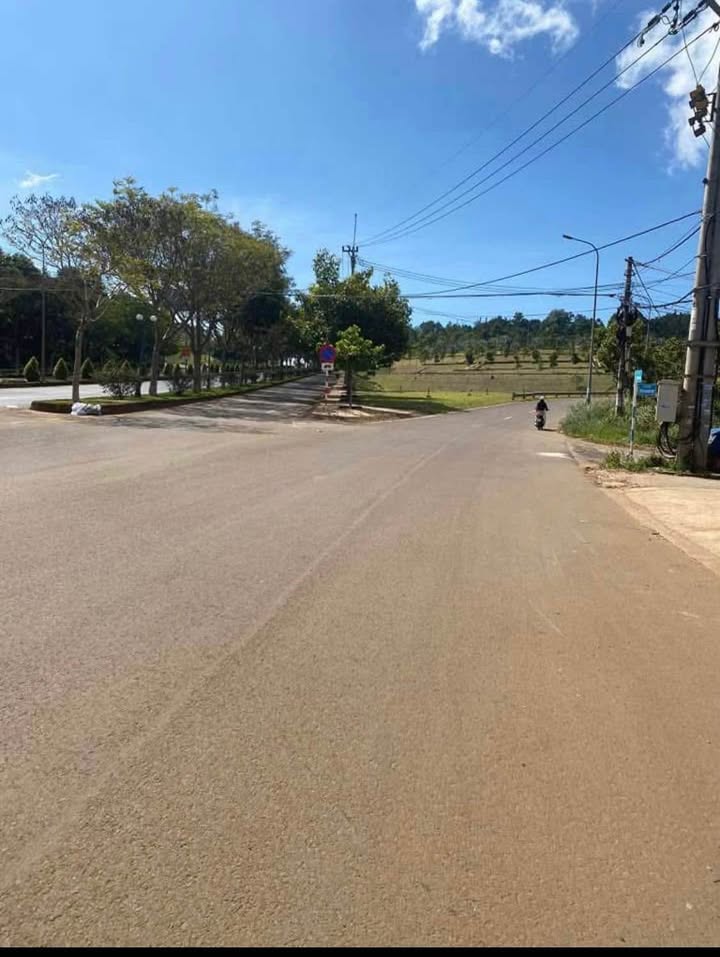 Nhà bán khu phố 4 Nghĩa Phú 204m² giá 1.85 tỷ - Sân ô tô rộng rãi, thiết kế hợp lý!