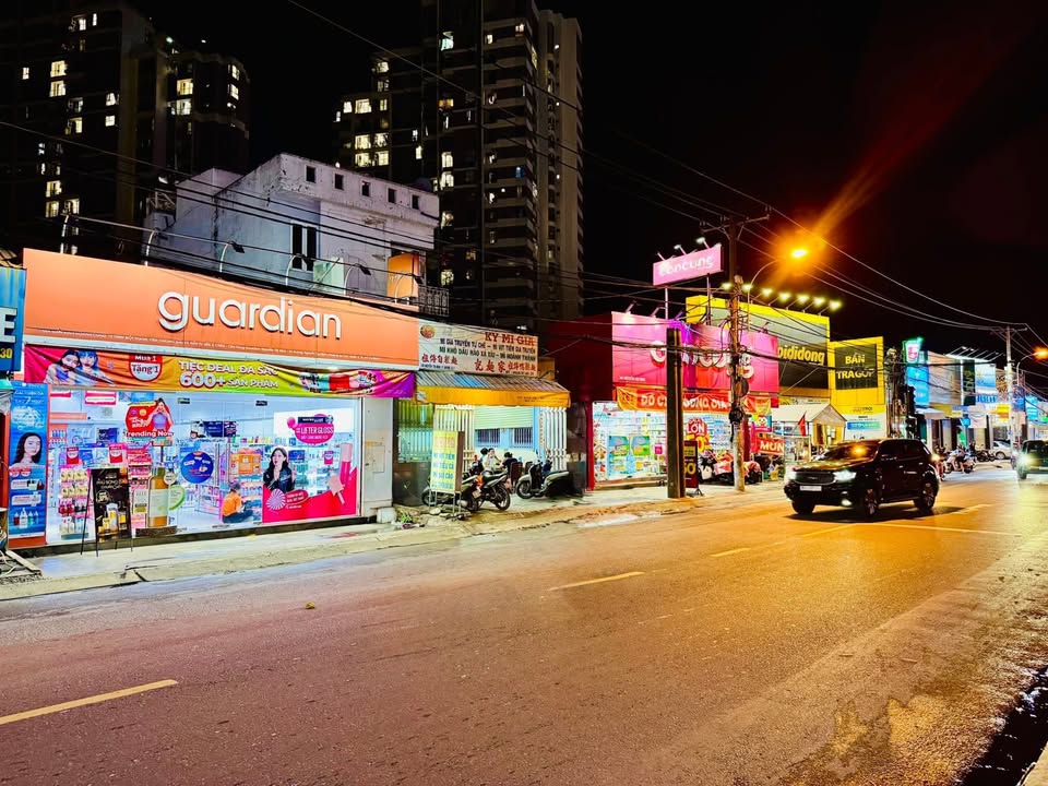 Lô đất Mặt Tiền Đường Nguyễn Thị Định, Thủ Đức 136.5m² giá 26 tỷ - Giảm ngay 2 tỷ!