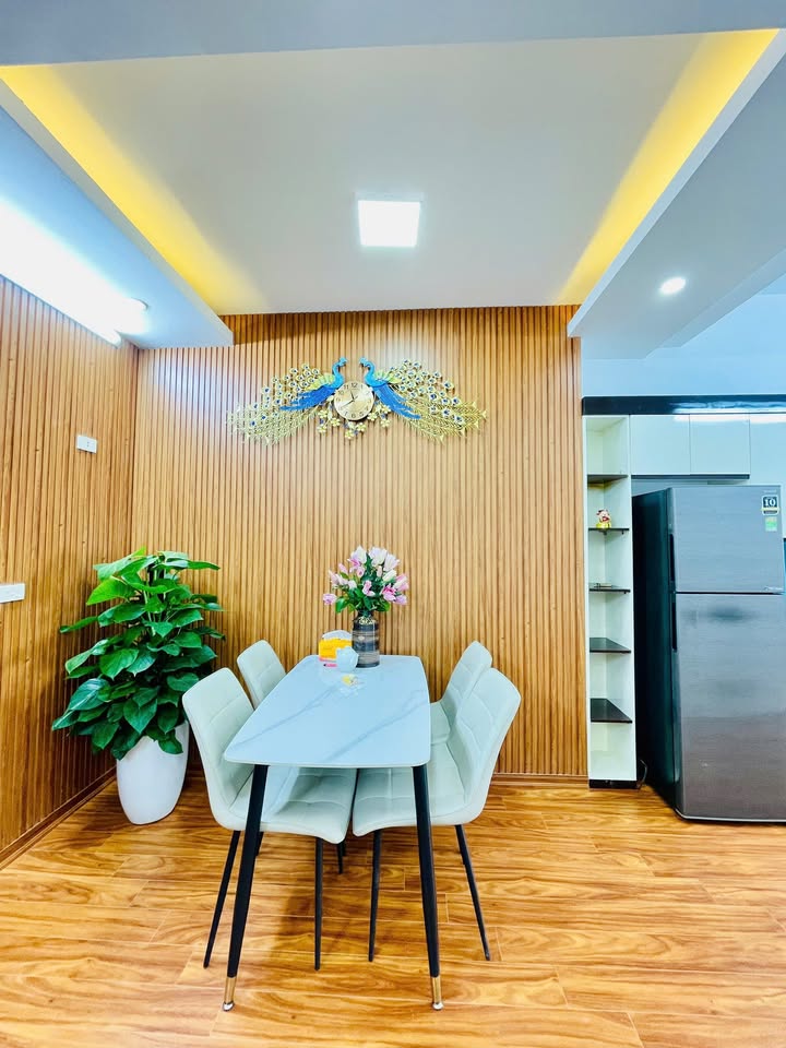 Căn hộ CT12 Kim Văn Kim Lũ, Hoàng Mai 74m² giá 4 tỷ - Full nội thất sang trọng!