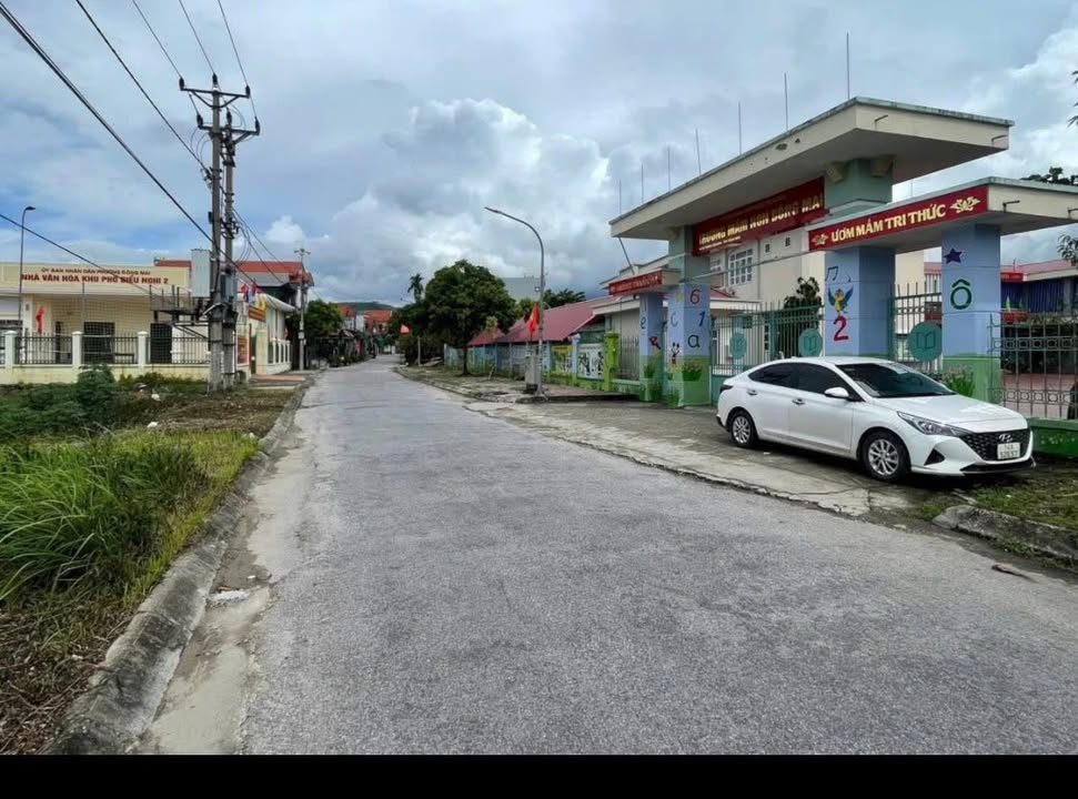 Đất nền Đông Mai, Quảng Yên 200m² giá 2.1 tỷ - Đầu tư sinh lời ngay!