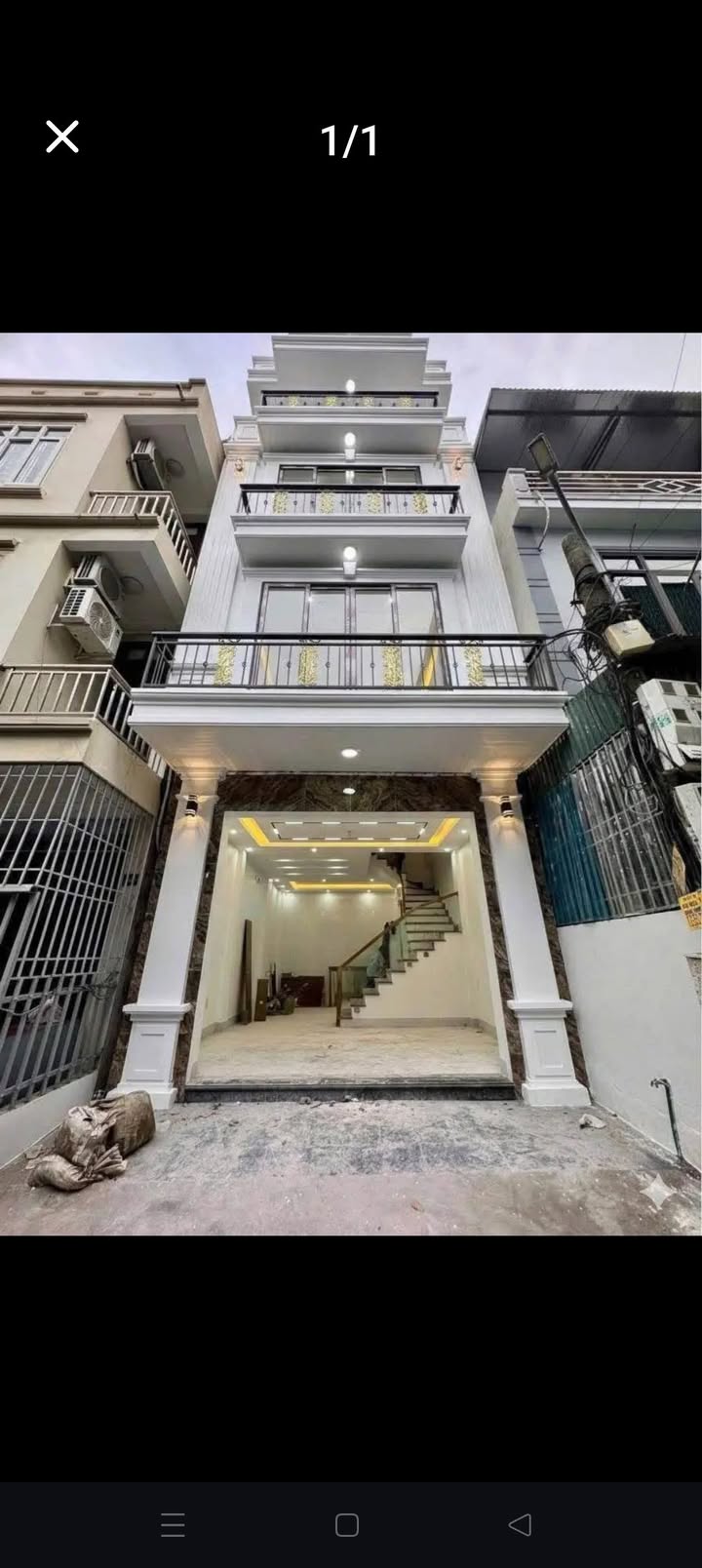 Nhà 4 tầng mới phố Mùng 5/8, Hạ Long 54.5m² giá 3.75 tỷ - Thiết kế tân cổ điển ấn tượng!