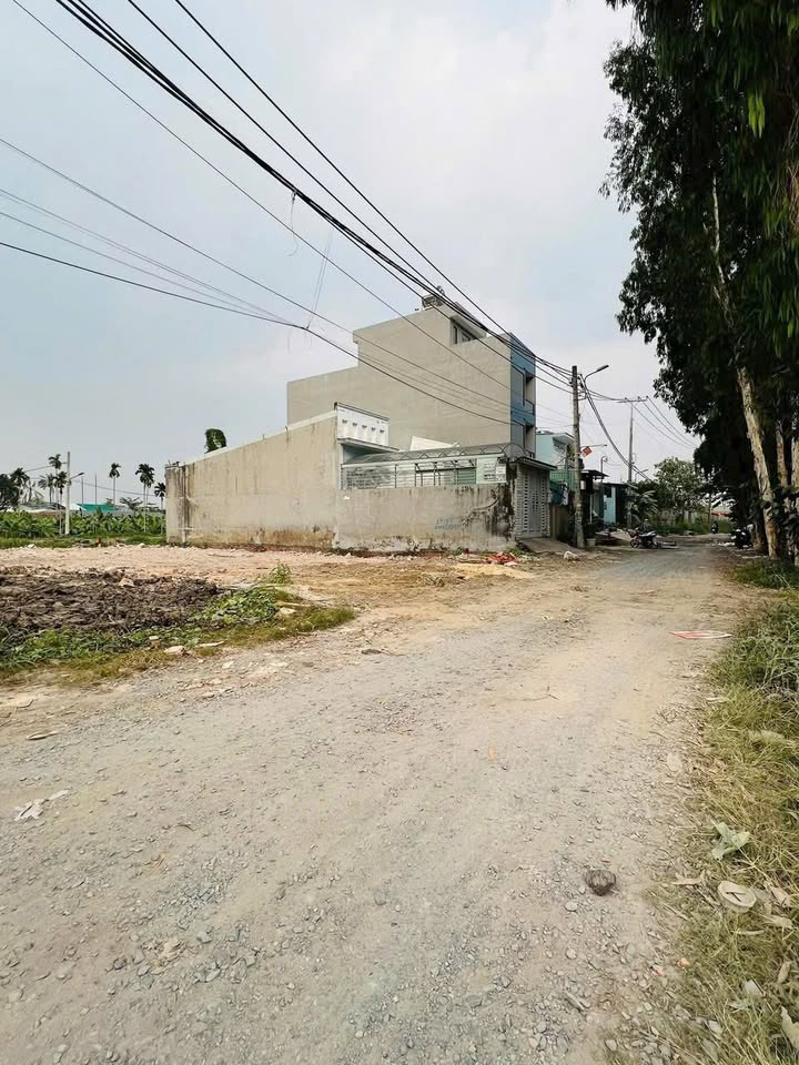 Đất mặt tiền sông Vàm Thuật Thạnh Xuân 72m² giá 4.68 tỷ - Vị trí đẹp, tiện ích đầy đủ!