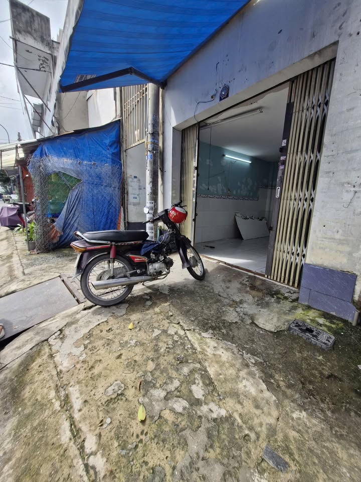 Nhà mặt tiền đường Hiệp Thành, Q12, 35m² giá 5 triệu - Giao ngay, thuận tiện kinh doanh!