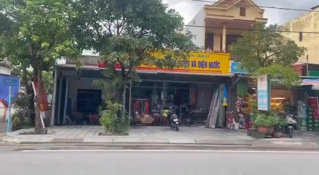 Cho thuê nhà mặt tiền 142 Phan Đình Phùng, Đồng Hới - Giá chỉ 7 triệu/tháng