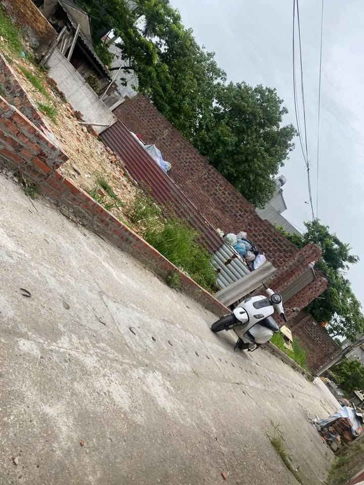 Đất nền Văn Môn Yên Phong 78m² giá 1.7 tỷ - Lô góc mặt tiền rộng, sẵn sổ hồng!