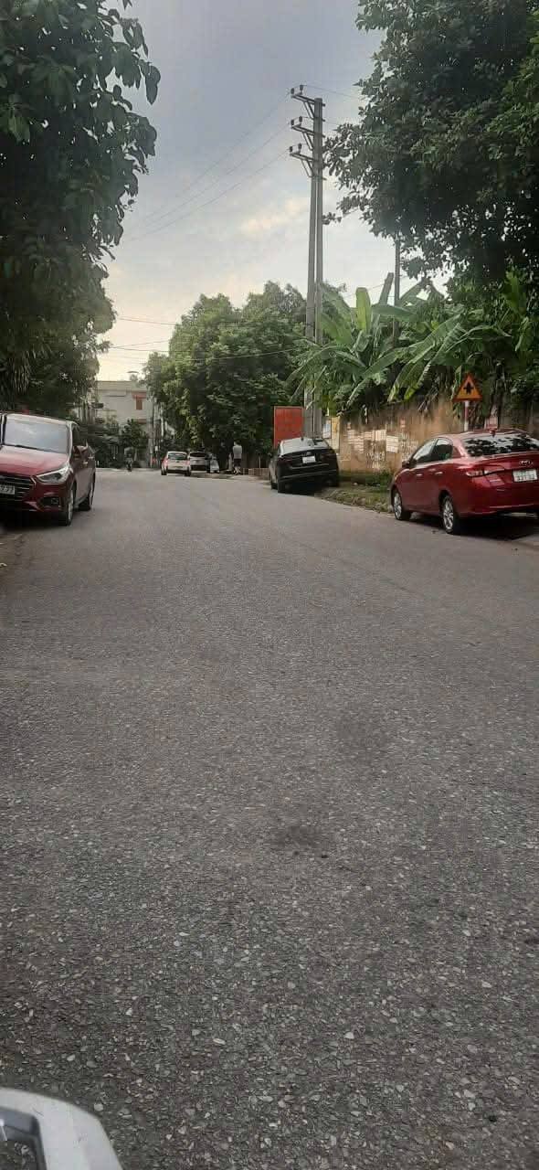 Nhà 4 tầng đẹp tại Vân Cơ, Việt Trì, 172m² giá 6 tỷ - Đường thông thoáng, tiện ích đầy đủ!