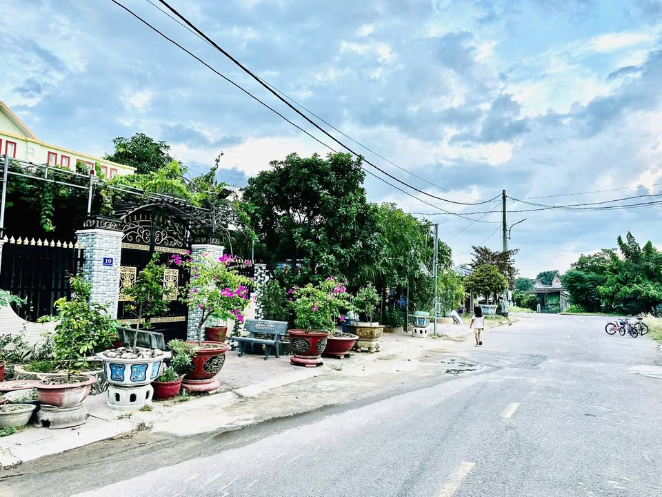 Đất nền đường Đặng Xuân Phong, Phú Phong 140m² giá 1.8 tỷ - Cơ hội đầu tư tuyệt vời!