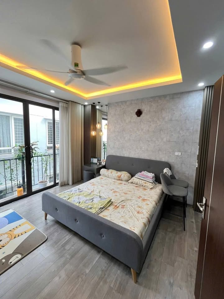 Nhà nguyên căn Bồ Đề 35m² giá 16 triệu - Ô tô vào nhà, nội thất đầy đủ!