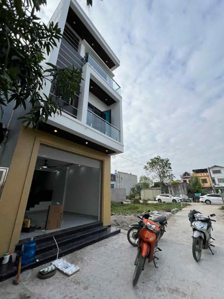 Nhà cho thuê 3 tầng đường Lương Quán, Nam Sơn, An Dương - Giá chỉ 6,5 triệu/tháng!