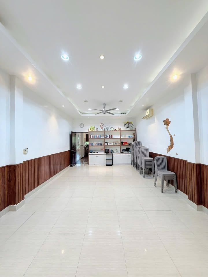 Nhà cho thuê mặt tiền KDC 91B Cần Thơ 90m² - Không gian thoáng mát, đầy đủ nội thất