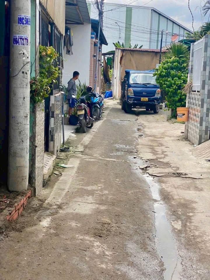 Nhà bán An Phú, Thuận An, Bình Dương 51m² giá 2.19 tỷ - Đường bê tông 3m, gần VSIP 1!