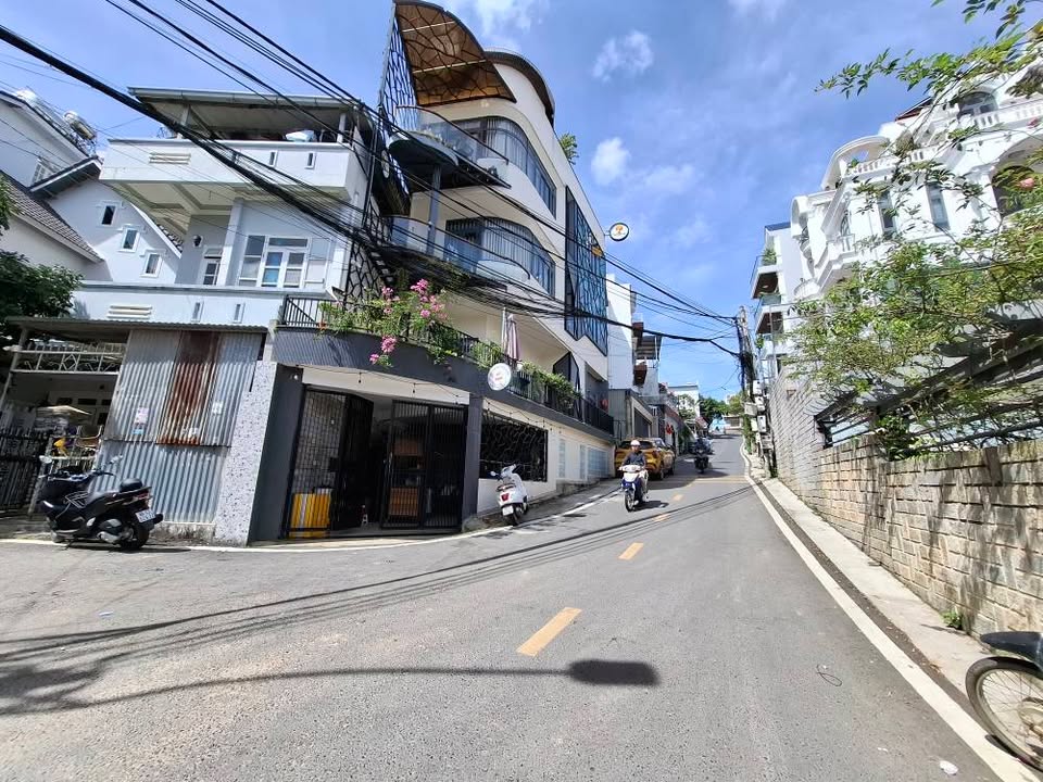 Đất nền đường Phù Đổng Thiên Vương, Đà Lạt 66m² giá 5,8 tỷ - Đầu tư sinh lời hấp dẫn!