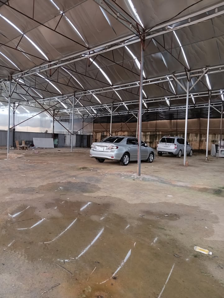 Kho bãi cho thuê 800m² tại Đà Lạt - Đường xe tải lớn vào