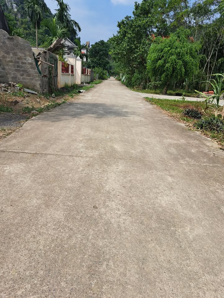 Đất nền lô góc 3 mặt thoáng Phú Lai, Yên Thủy, 390m² - Cơ hội đầu tư hấp dẫn!