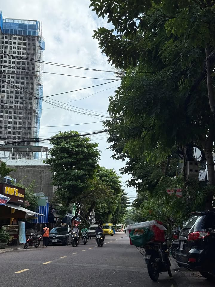 Mặt tiền Vũ Bão Quy Nhơn 90m² giá 10 tỷ - Kinh doanh sầm uất gần biển!