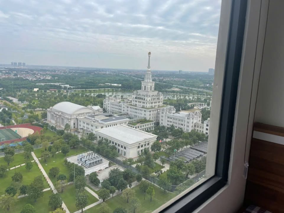 Căn hộ VinUni Gia Lâm 55m² giá 4.12 tỷ - View hồ tuyệt đẹp!